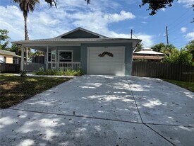 1164 Engman St in Clearwater, FL - Building Photo