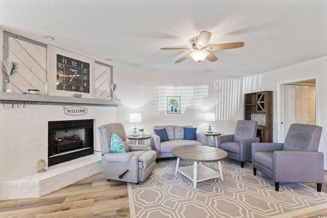 property at 4242 Pinehurst Cir