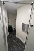 20778 NW 1st Ct in Pembroke Pines, FL - Foto de edificio - Building Photo