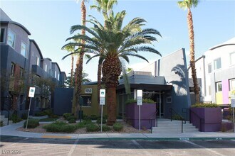 9050 W Tropicana Ave in Las Vegas, NV - Building Photo - Building Photo