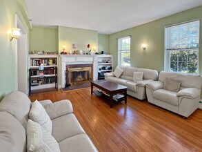 27 Elm Rd in Harvard, MA - Building Photo - Building Photo