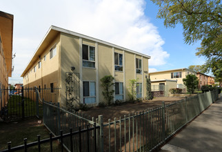 1414-1422 S Minnie St in Santa Ana, CA - Building Photo - Building Photo