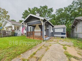 7403 Montgall Ave in Kansas City, MO - Building Photo