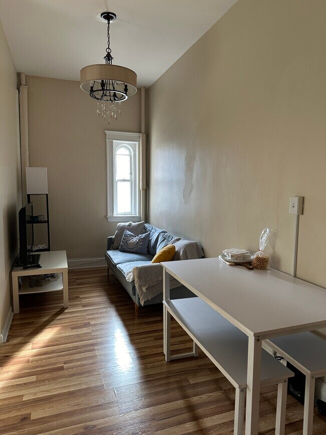 1173 Commonwealth Ave, Unit Com Ave in Boston, MA - Building Photo - Building Photo