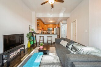 1234 W Huron St in Chicago, IL - Building Photo - Building Photo