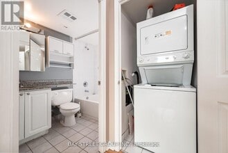 5500-5500 Yonge St in Toronto, ON - Building Photo - Building Photo