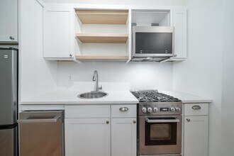 193 Ogden Ave-Unit -4D in Jersey City, NJ - Building Photo - Building Photo
