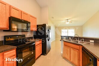 307 Michigan Ln in Poinciana, FL - Building Photo - Building Photo