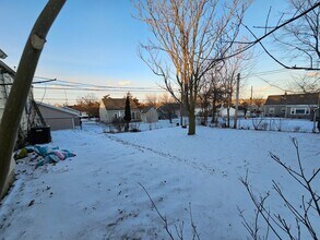 1014 32nd St SE in Cedar Rapids, IA - Building Photo - Building Photo