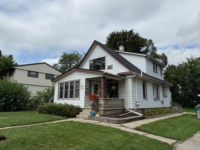 property at N89W15958 Main St