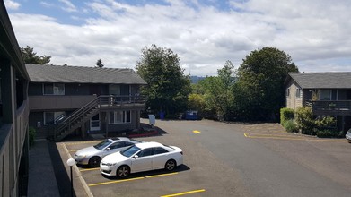 Ashley Court Apartments in Portland, OR - Foto de edificio - Building Photo