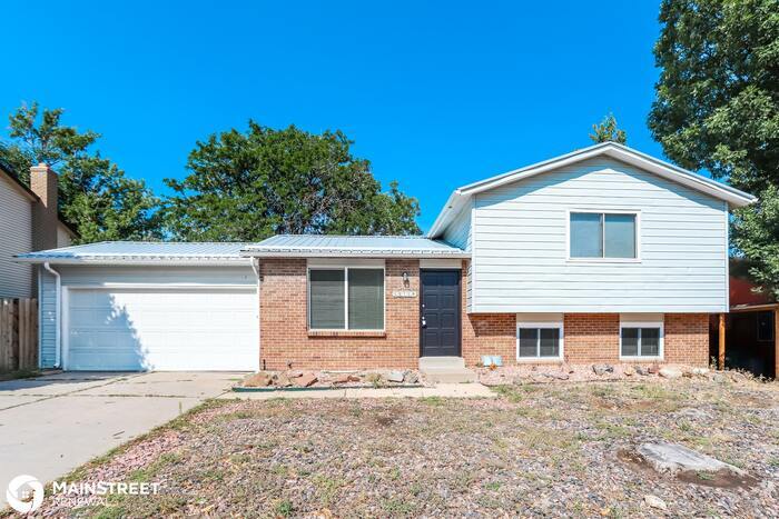 2571 S Carson Way in Aurora, CO - Building Photo