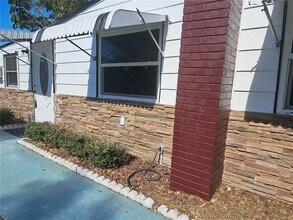 1040 65th St S in St. Petersburg, FL - Building Photo - Building Photo