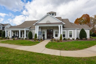 Richland Falls in Murfreesboro, TN - Foto de edificio - Building Photo