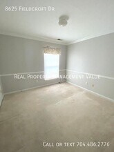 8625 Fieldcroft Dr in Charlotte, NC - Building Photo - Building Photo