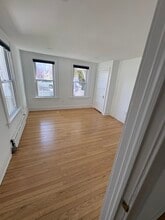 2814 Weeks Ave, Unit 1 in Oceanside, NY - Building Photo - Building Photo