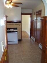 1320 Cranston St, Unit 1st floor in Cranston, RI - Building Photo - Building Photo