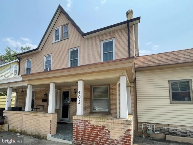 property at 402 Jefferson Ave