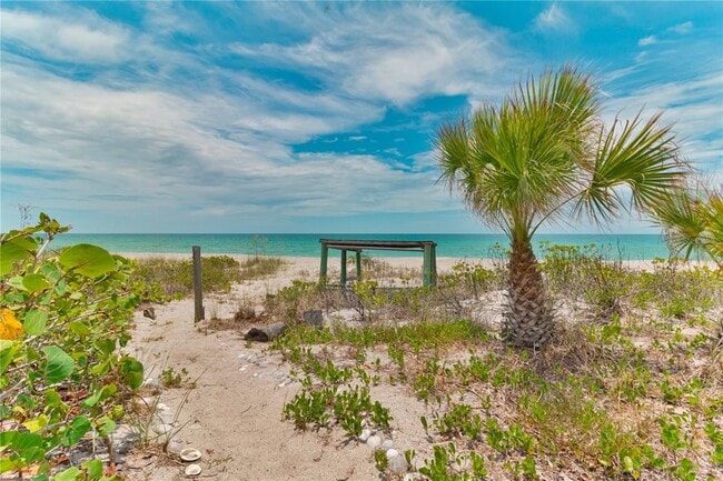 8300 Manasota Key Rd in Englewood, FL - Building Photo - Building Photo