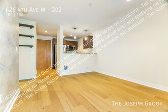626 4th Ave W in Seattle, WA - Building Photo - Building Photo
