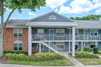 Manors Of Bryn Mawr in Orlando, FL - Building Photo - Building Photo