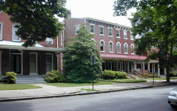 317 S Walnut St in West Chester, PA - Building Photo