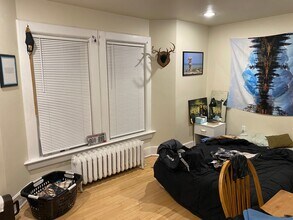 3233 N Bartlett Ave in Milwaukee, WI - Building Photo - Building Photo