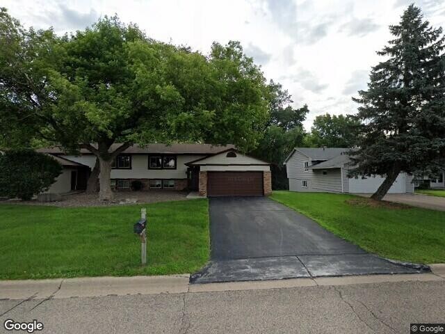 7003 McCauley Trail S in Minneapolis, MN - Building Photo