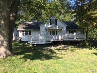 146 Shore Dr SW in Edwardsville, IL - Foto de edificio