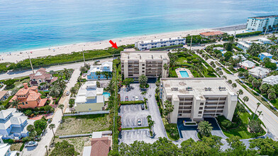 1055 Ocean Dr in Juno Beach, FL - Building Photo - Building Photo