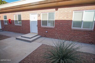2866 Grant Ave in El Paso, TX - Building Photo