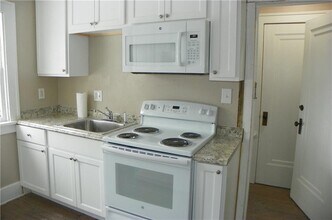 1067 Winton Rd in Rochester, NY - Building Photo - Building Photo