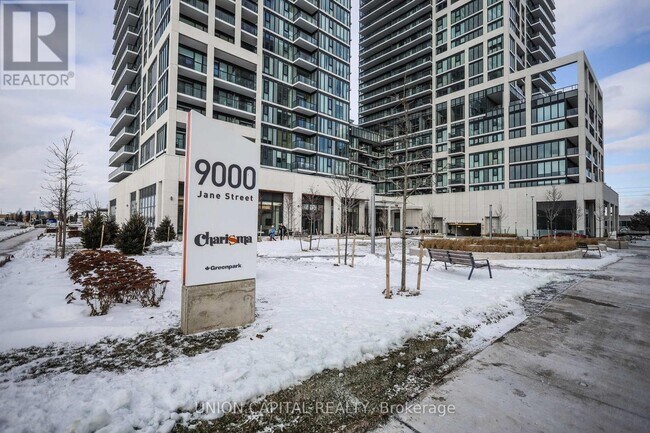 9000 Jane St in Vaughan, ON - Building Photo - Building Photo