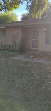 425 Vega Dr in Corpus Christi, TX - Building Photo - Building Photo