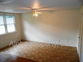 31 Foxhall Rd in Greenville, SC - Building Photo - Building Photo