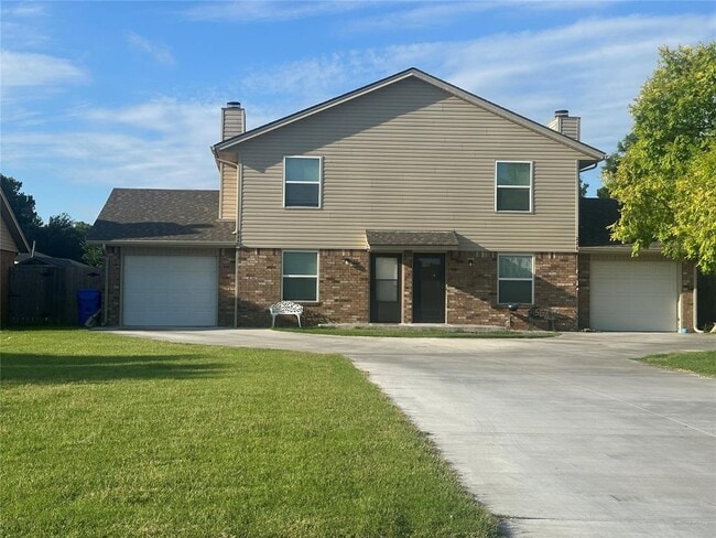 property at 226 Skylark Ct