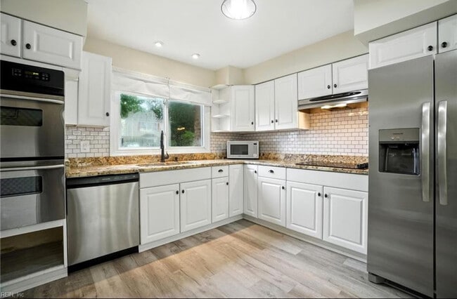 property at 590 Tenbee Ln