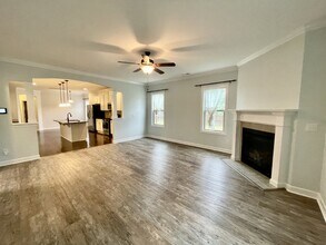 3037 Eaglecrest Ln in Fayetteville, NC - Building Photo - Building Photo