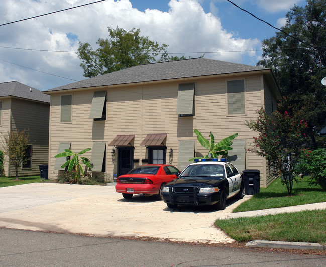 801-811 Mayflower St in Baton Rouge, LA - Building Photo - Building Photo