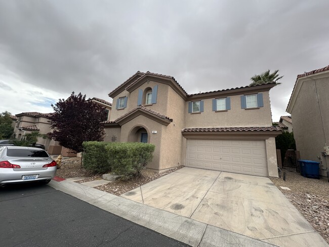 661 Stonehenge Walk Ave in Las Vegas, NV - Building Photo - Building Photo