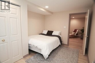 249 Thornway Ave in Vaughan, ON - Building Photo - Building Photo