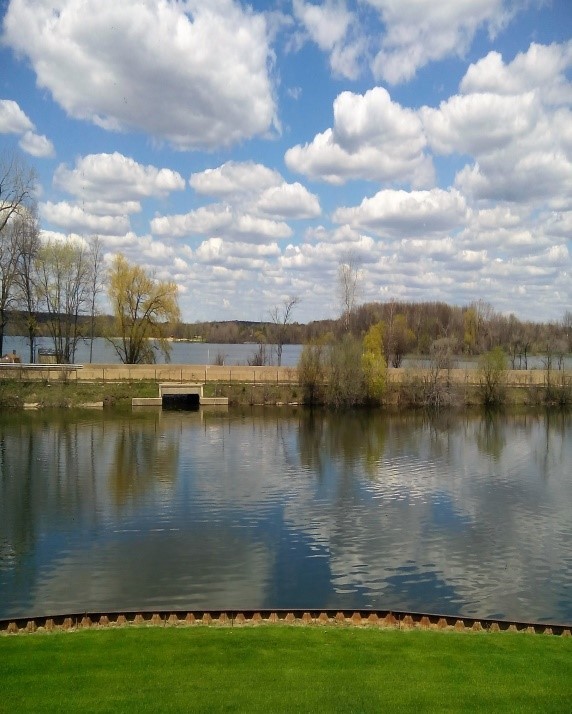 Sue Kay Apartments in White Lake, MI - Foto de edificio - Building Photo