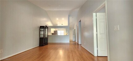 186 Pebble Shores Dr in Naples, FL - Building Photo - Building Photo