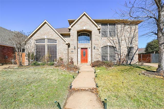 2016 Rose Bluff Terrace in Flower Mound, TX - Building Photo