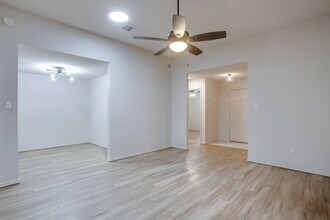3113 99th St in Lubbock, TX - Building Photo - Building Photo
