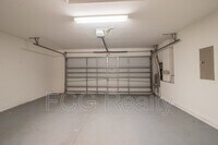 661 Berwick Dr photo'