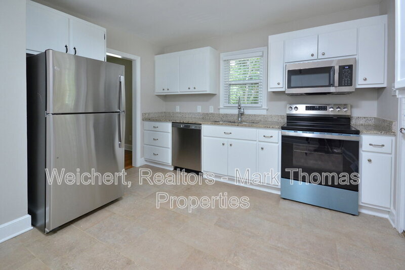 2405 Albany St in Durham, NC - Building Photo
