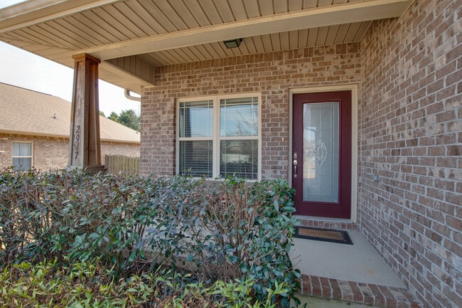 2917 Magnolia Park Drive Southeast in Owens Cross Roads, AL - Building Photo - Building Photo