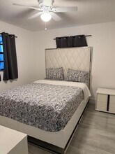 5737 Freedom St in Hollywood, FL - Building Photo - Building Photo