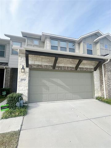 17745 Sage Ln in Dallas, TX - Building Photo - Building Photo